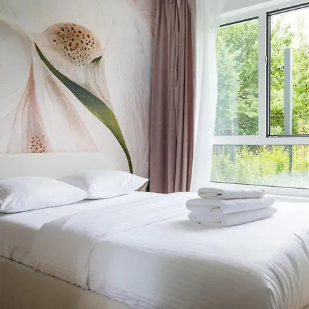 Wlochy Rownolegla Chic By Bookinghost * 바르샤바