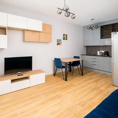 Wlochy Rownolegla Chic By Bookinghost