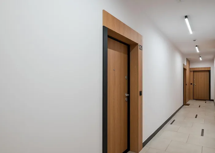 Wlochy Rownolegla Chic By Bookinghost