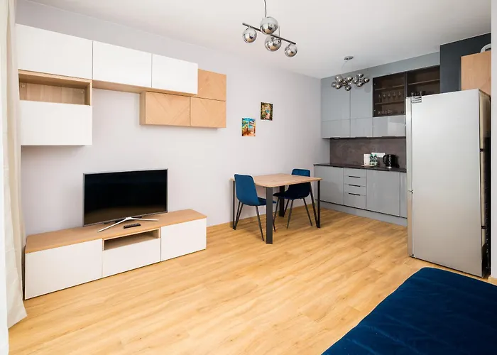 Wlochy Rownolegla Chic By Bookinghost