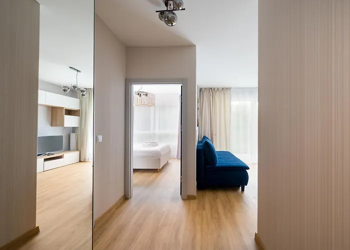 Wlochy Rownolegla Chic By Bookinghost شقة *